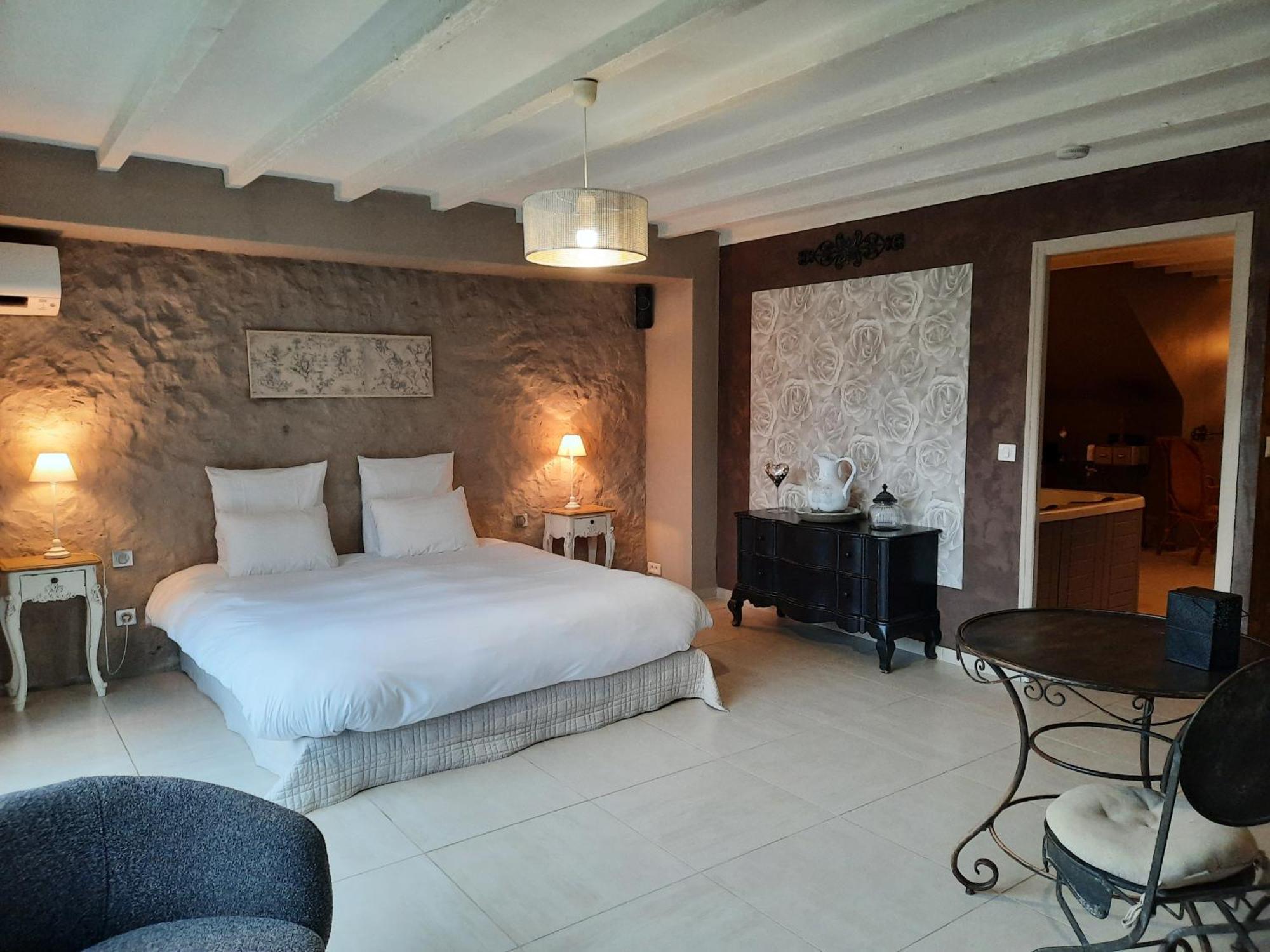 Hotel Charme Au Fil De L'Eau Vendieres Esterno foto