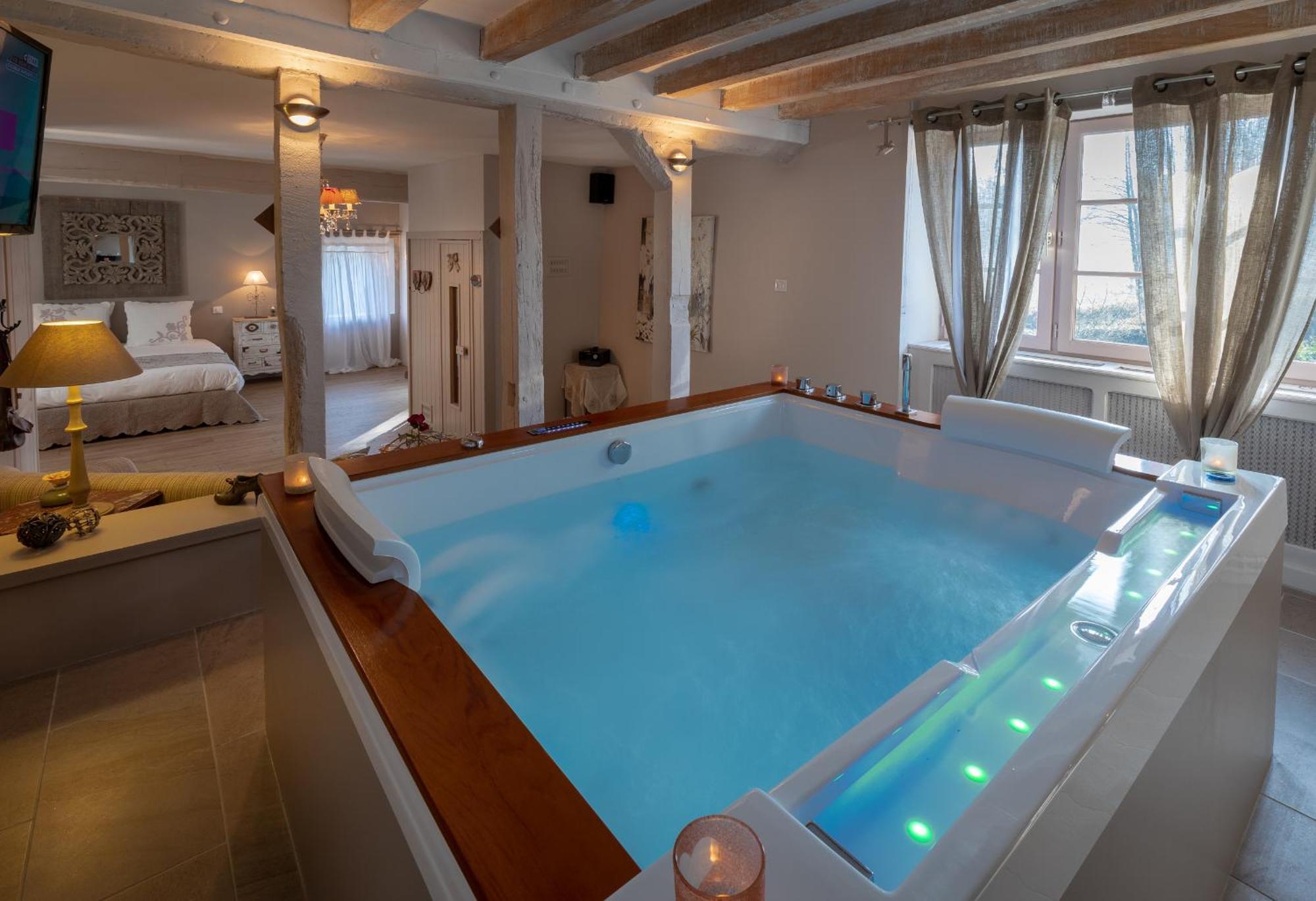Hotel Charme Au Fil De L'Eau Vendieres Esterno foto